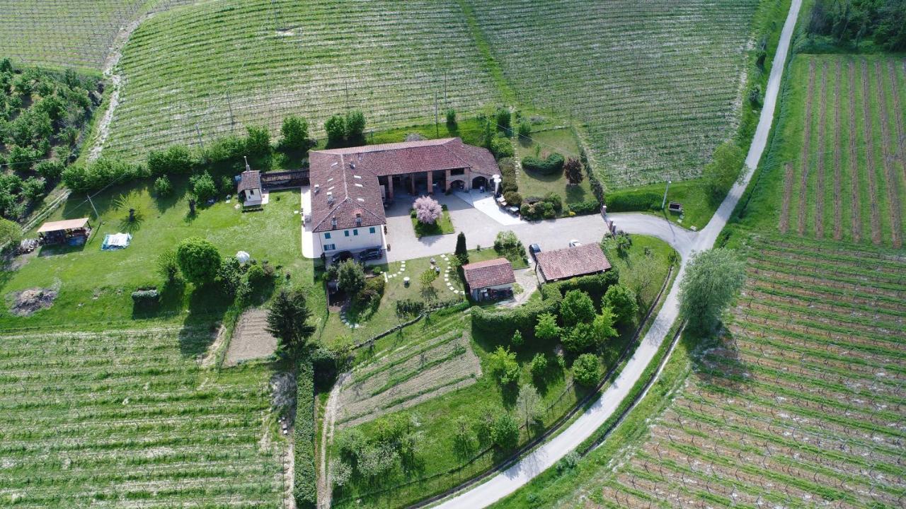 La Giribaldina Winery & Farmhouse Calamandrana Buitenkant foto