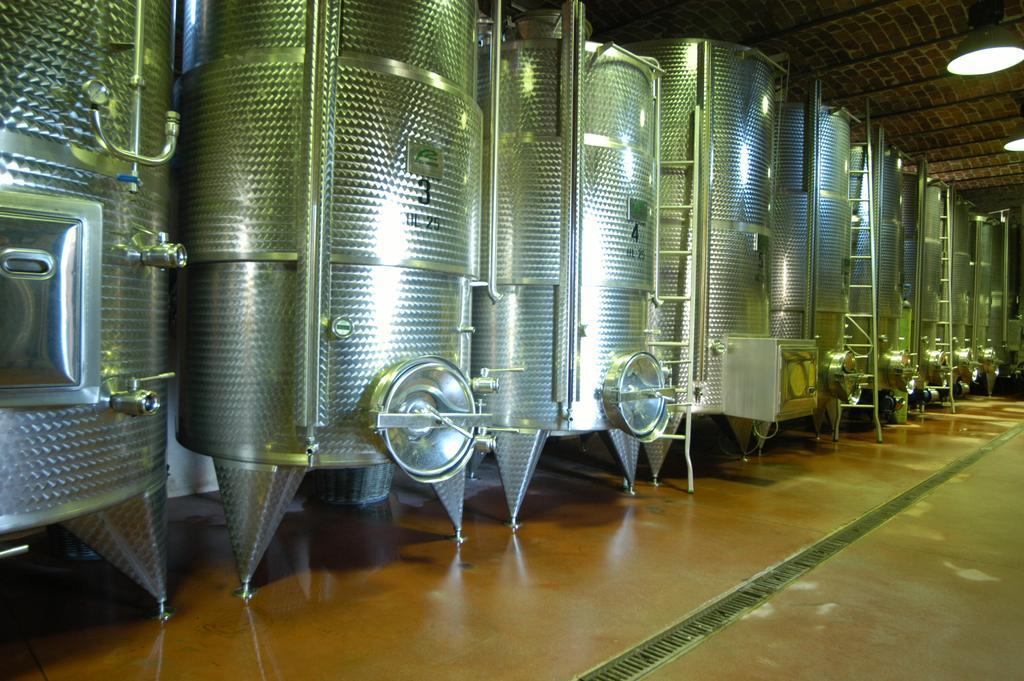 La Giribaldina Winery & Farmhouse Calamandrana Buitenkant foto